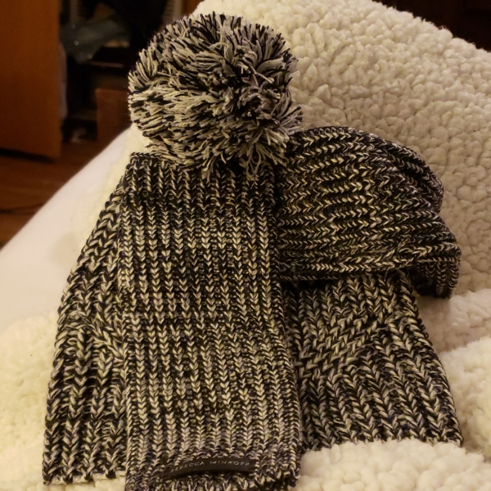 Hat hand warmers